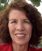 Ellen McCracken headshot